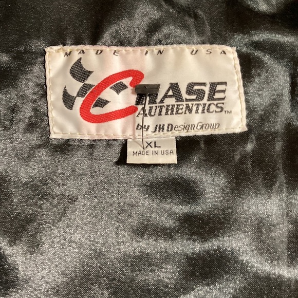 This is a Jeff Hamilton collection racing leather dale Earnhardt Senior jacket - Picture 2 of 7